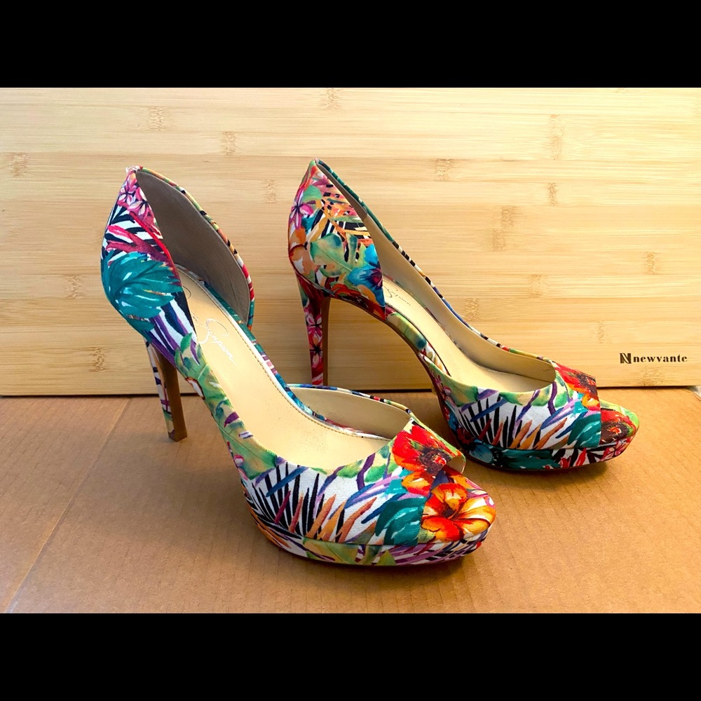 Floral Jessica Simpson Pumps